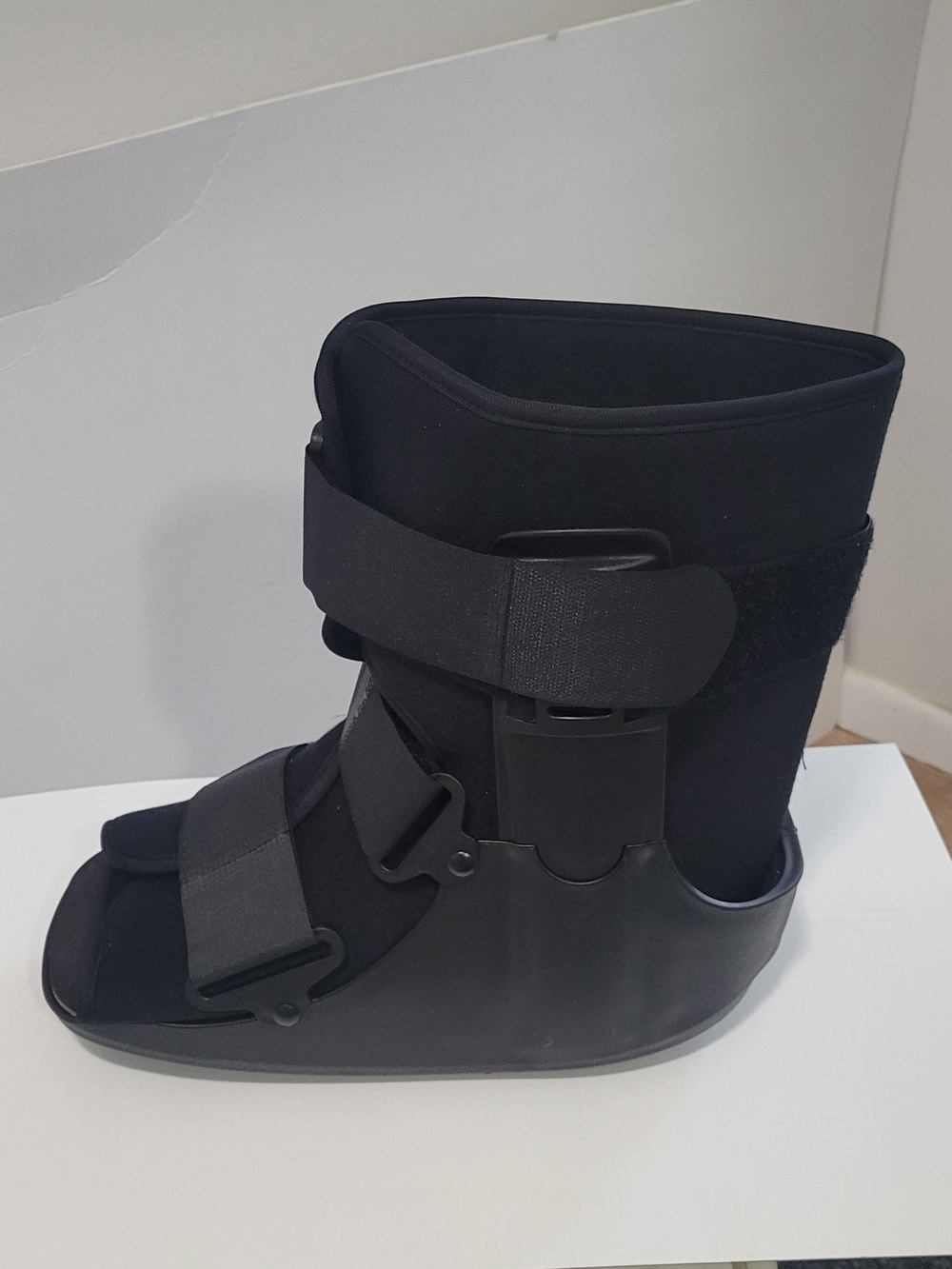 Black Medical Walking Boot